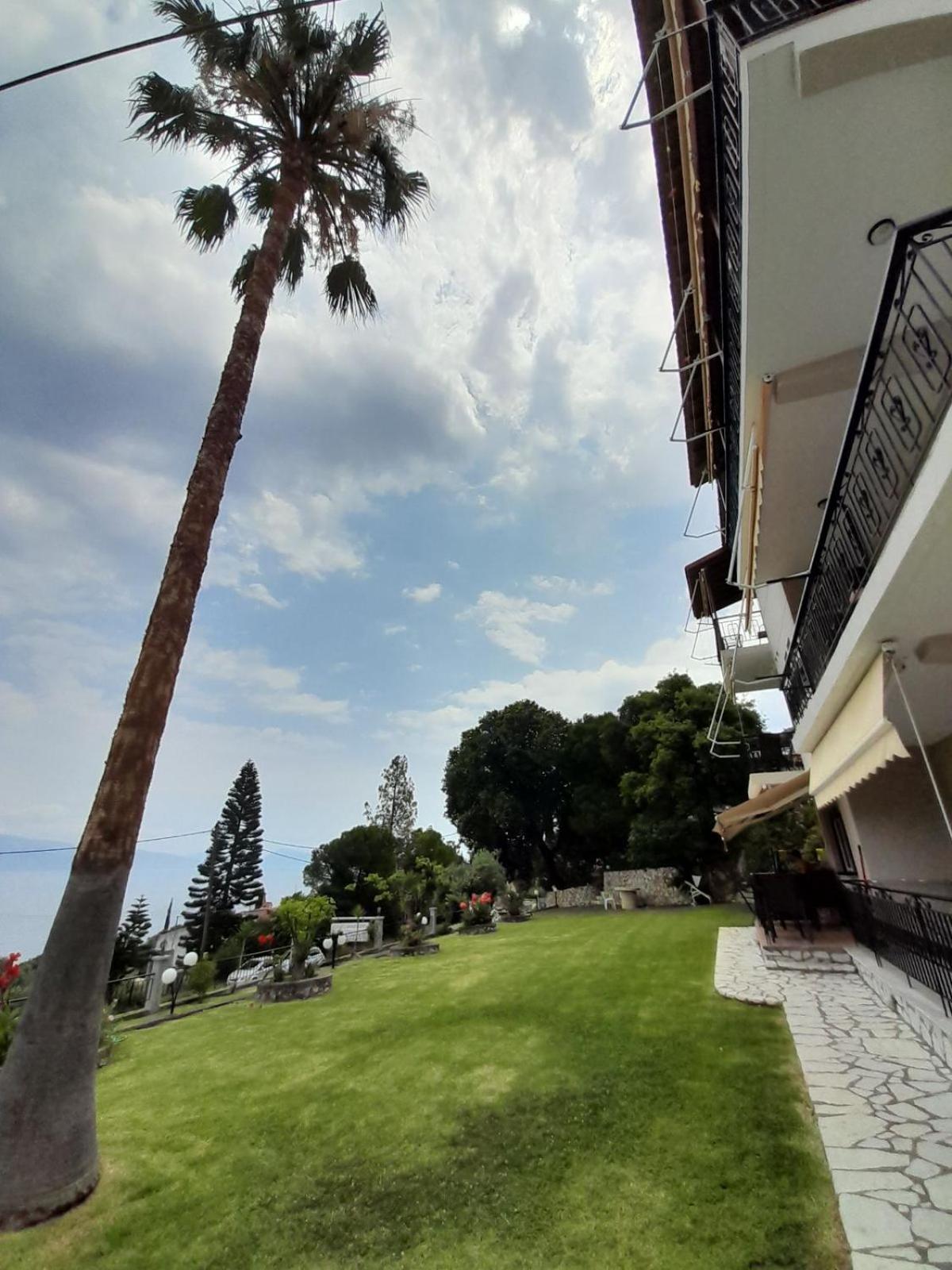 Aggeliki Apartments Nikiana Exterior foto