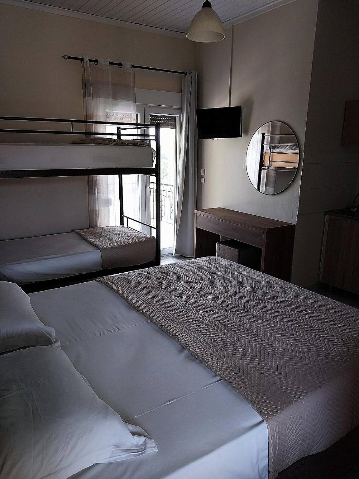 Aggeliki Apartments Nikiana Zimmer foto
